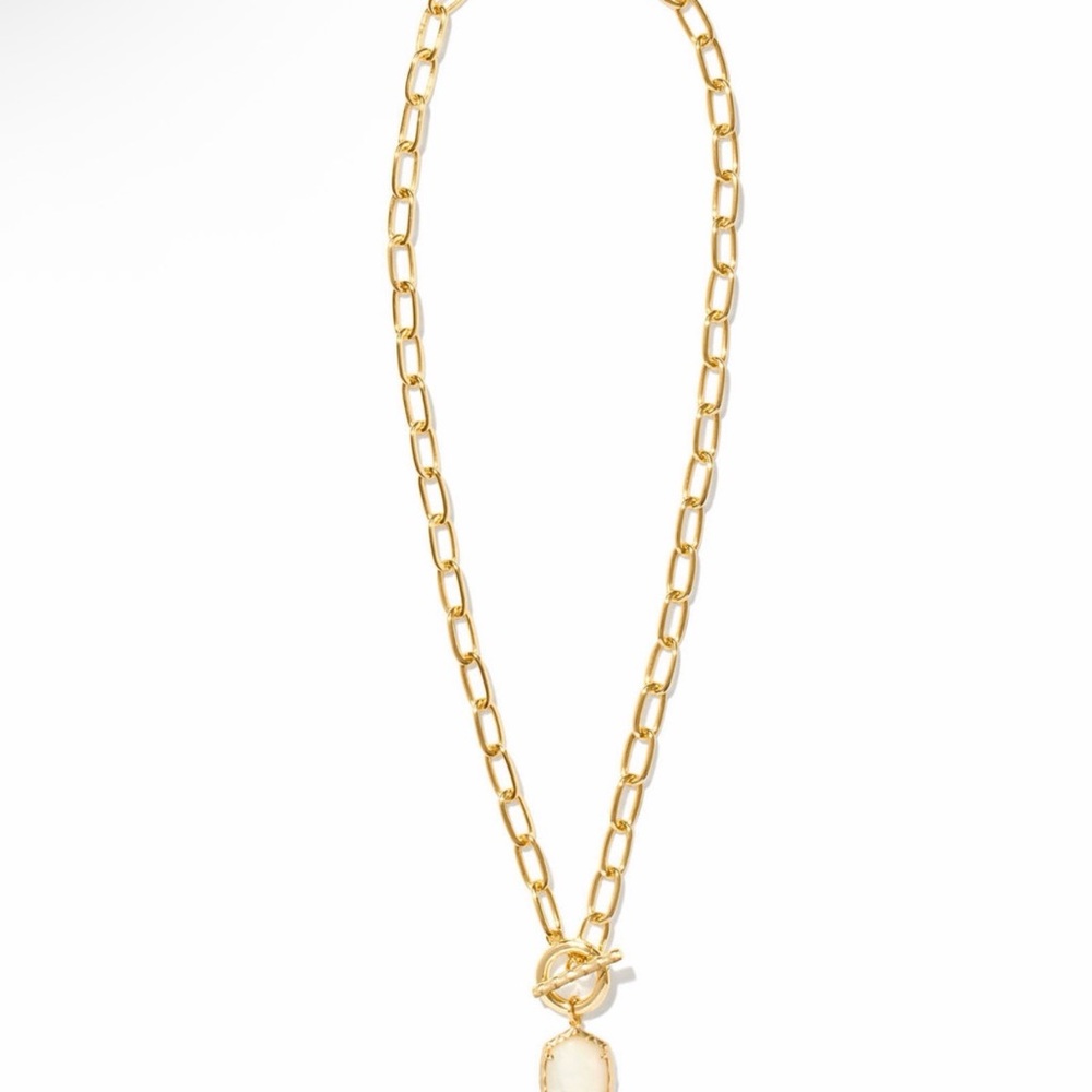 Kendra Scott Daphne Necklace in gold with White Mother-of-Pearl Pendant - Picture 3 of 3
